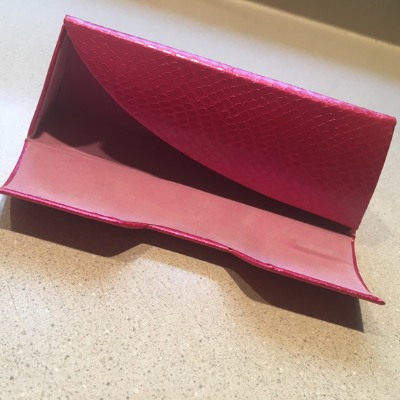 New Folding Readers/ Eyeglasses Case - Picture 3 of 4